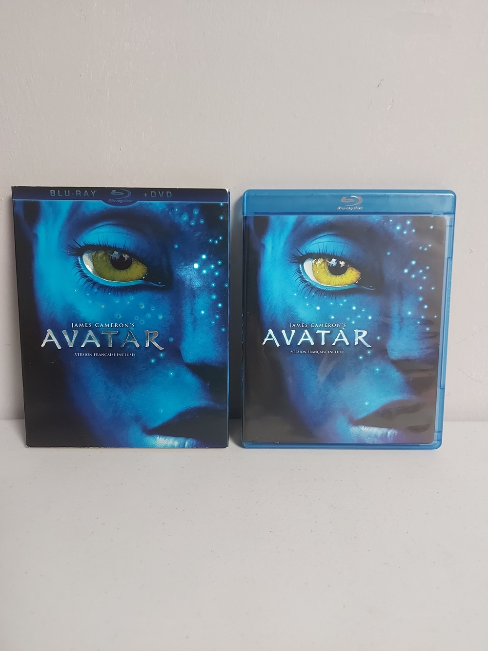 James Cameron's Avatar Blu-Ray + DVD Combo w/ Slipcover Canadian Bilingual